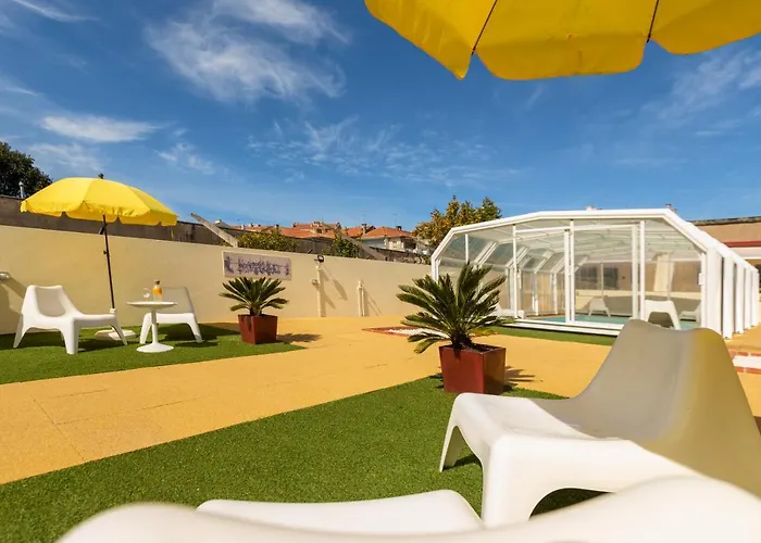 733 Costa Cabral Metro *