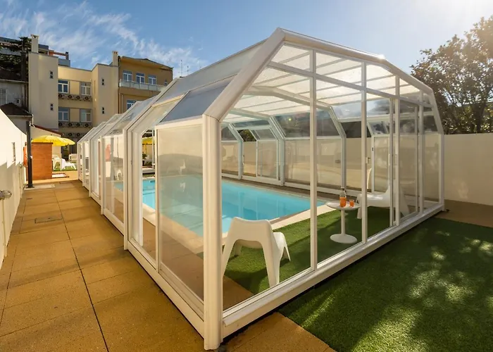 733 Costa Cabral Metro