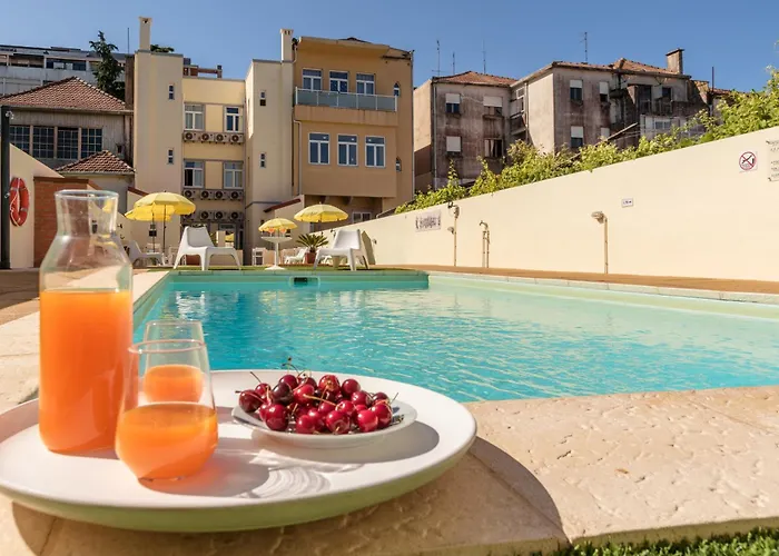 Apartment 733 Costa Cabral Metro *